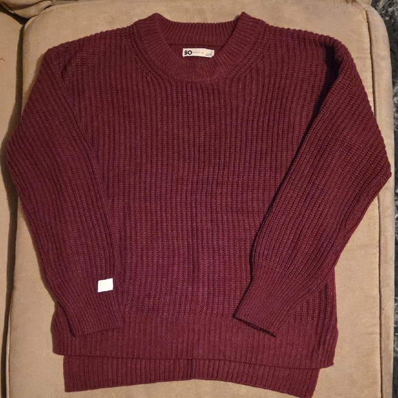 SO Sweaters - SO Women's Ribbed Crewneck Sweater - Wine